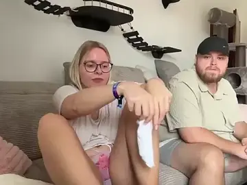 Stripchat Watch Live Sex Cams of LucyFoxLulu