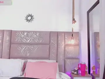 Stripchat Adult Webcam of Oriana_Guzman