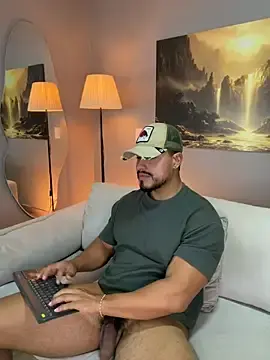 Stripchat Live Porn of ApoloMakris