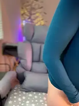 Stripchat Adult Video Chat of MaiseKnox