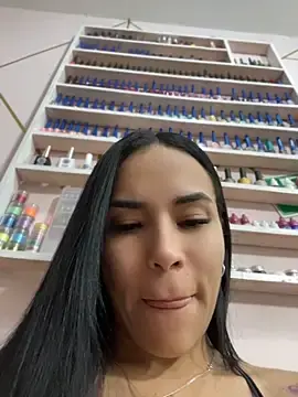 Stripchat Adult Webcam of Naatalia