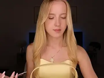 Stripchat Free Porn Cam of adele_armass