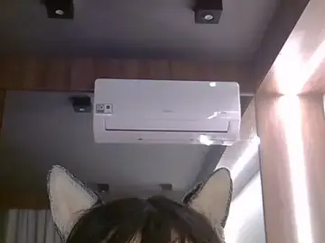 Stripchat Private Sex Chat of SkinnyKitten