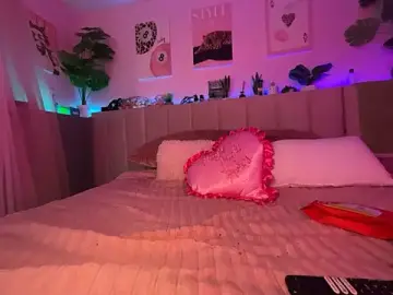 Stripchat Live Sex Cam of chloetease