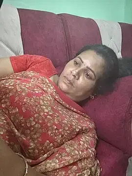 Stripchat Adult Video Chat of tamilaruvi