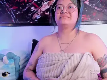 Stripchat Live Porn of lucky-leah
