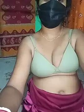 Stripchat Live Sex Cam of Sayanichatterjee024