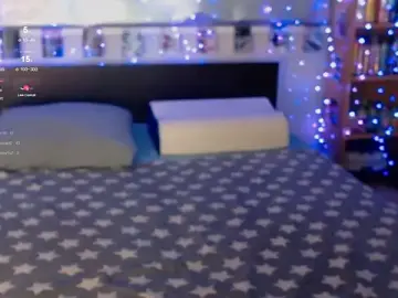 Stripchat Sex Cam of s1lvercherub