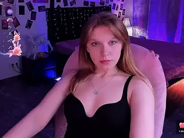 Stripchat Free Porn Cam of KarambaMoon