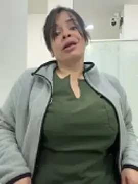 Stripchat Live Porn of Dr_Nathalia_28