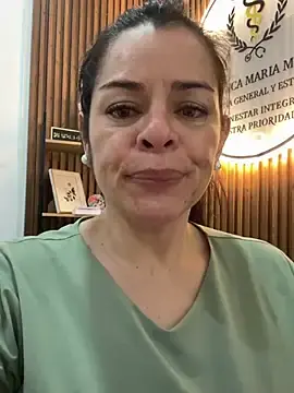 Stripchat Live Sex Cam of Dr_Nathalia_28