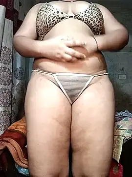 Stripchat Adult Webcam of HotAishaa