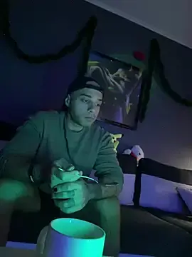 Stripchat Live Sex Cam of Mohdollmen