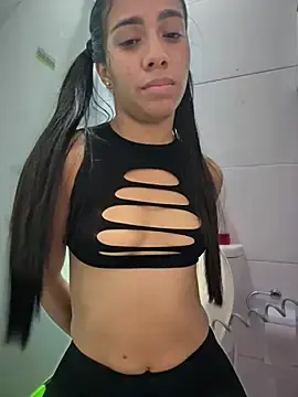 Stripchat Nude Webcam of Helen_Vidall