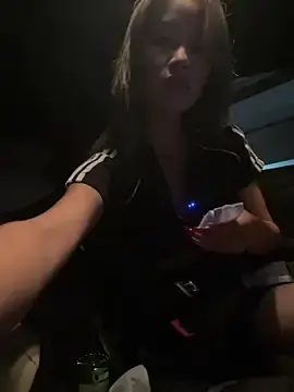 Stripchat Free Porn Cam of sharony_x