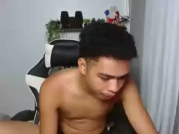 Stripchat Free Live Porn of curlyasian_njxx