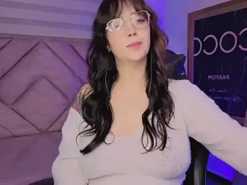 Stripchat Sex Cam of Hela_v