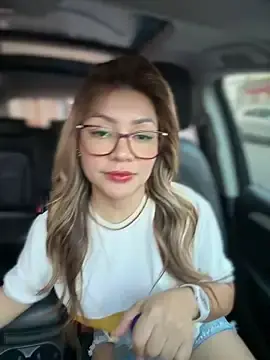 Stripchat Free Porn Cam of DIANITA_1988