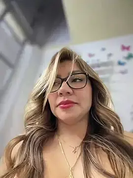 Stripchat Best live sex cam show of DIANITA_1988