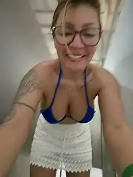Stripchat Live Porn of DIANITA_1988