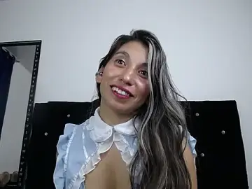 Stripchat Best live sex cam show of sweet_skylove_