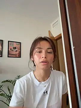Stripchat Sex Cam of Adriennesexxx