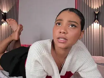 Stripchat Live Sex Cam of Zafiiraa
