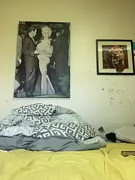 Stripchat Sex Cam of monstercock60000