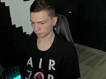 Stripchat Live Sex Cam of More_than_friend