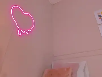 Stripchat Best Webcam of _lucia_18