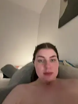 Stripchat Best Webcam of EllyNora