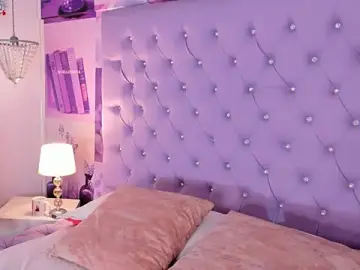 Stripchat Sex Cam of SamaraLincolnn