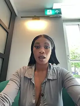 Stripchat Watch Live Sex Cams of ___Nessa