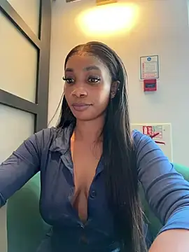 Stripchat Free Live Porn of ___Nessa
