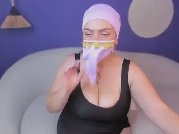 Stripchat Live Sex of Alaya_Lux