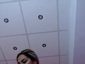 Stripchat Adult Webcam of yuukenzi