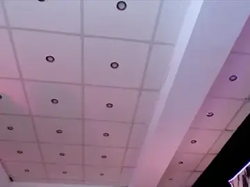 Stripchat Watch Live Sex Cams of yuukenzi
