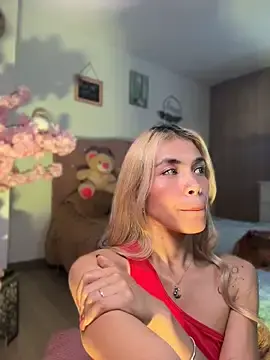 Stripchat Free Live Porn of soffia_7