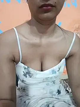 Stripchat Sex Cam of C-u-t-e-Sh-a-r-ma_Ji