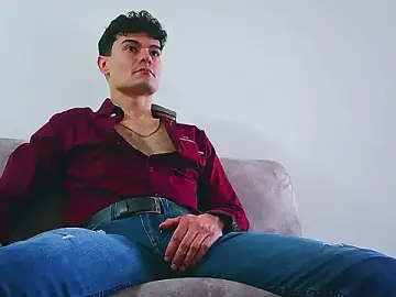 Stripchat Live Sex Cam of jhohannes-maximo