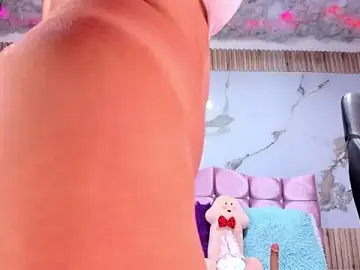 Stripchat Sex Cam of Nicolee19