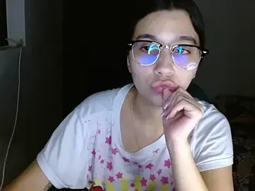 Stripchat Live Sex Cam of mia__lopez_