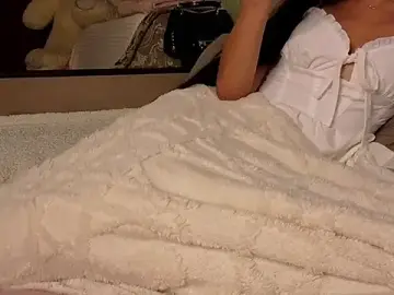 Stripchat Sex Cam of Arina_Bloom