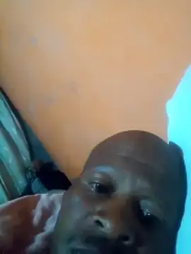 Stripchat Free Porn Cam of Tearain84