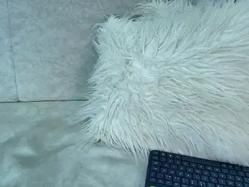 Stripchat Nude Webcam of Zoee_8