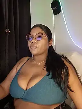Stripchat Best Webcam of paola091