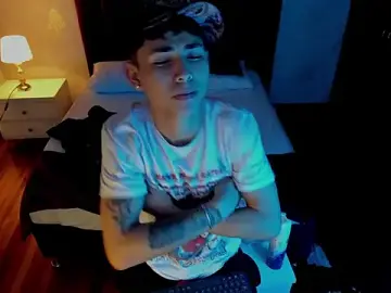 Stripchat Watch Live Sex Cams of Liam_Adamms