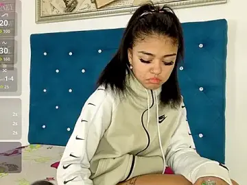 Stripchat Free Live Porn of halaia1