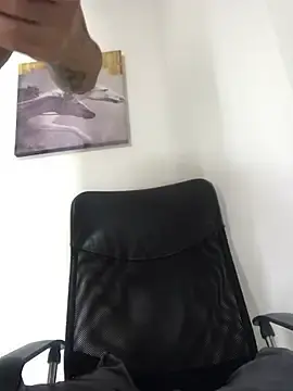 Stripchat Live Sex Cam of GilberMxx