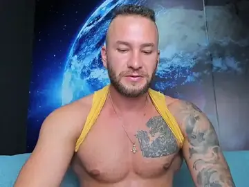 Stripchat Best live sex cam show of delessandro_world